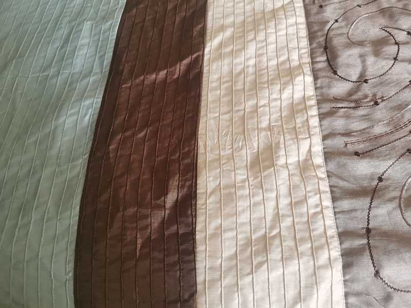 Narzuta 220 x 240 + 2 poszewki