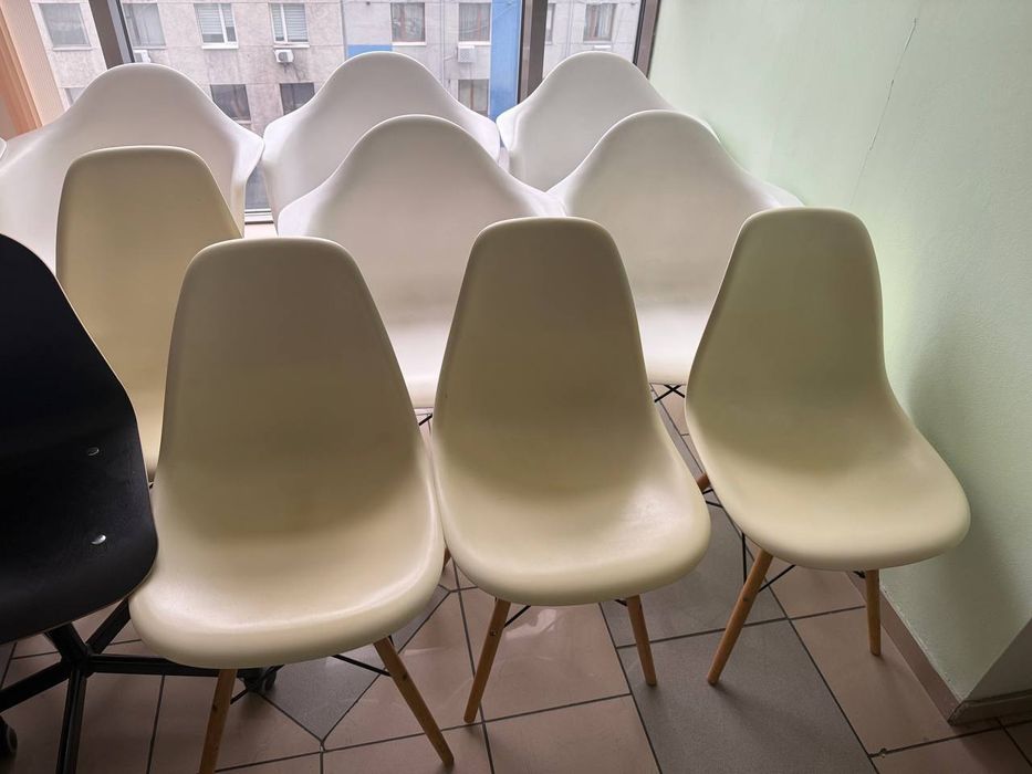 ПРОДАМ МЕБЛІ: стільці для кухні,крісла,столи,тумби: РОЗПРОДАЖ КИЇВ