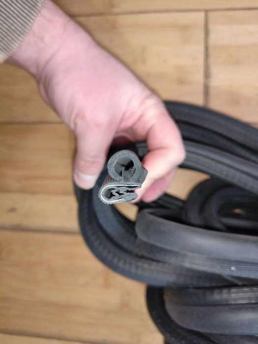 Уплотнители дверей багажника окон ВАЗ 2109 99 2115 2108 2101-2107