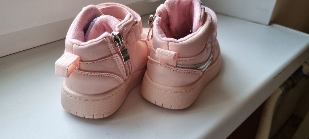 Хайтопи для дівчинки