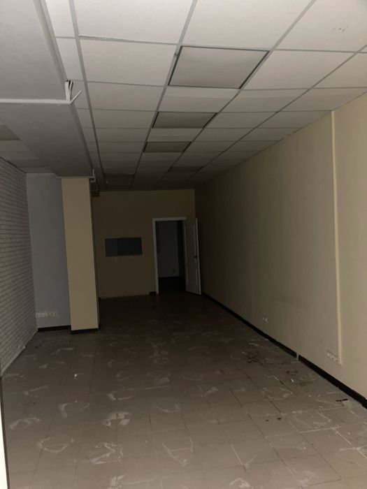 Оренда 98 м2 ,Ахматова 14- а, 42000 грн