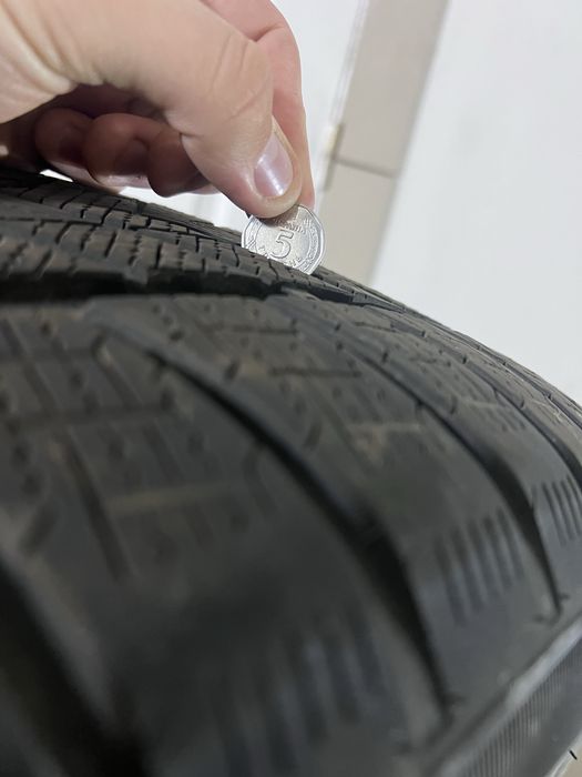 Зимняя резина 275/50/21