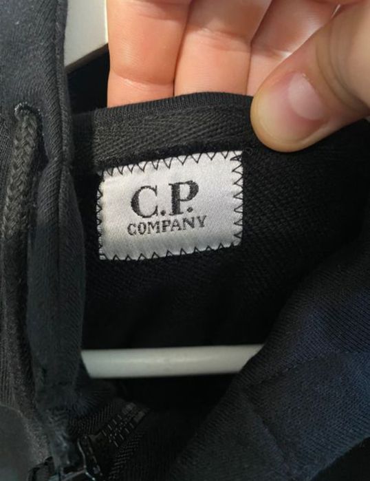 Худі  C P company  нова   М.