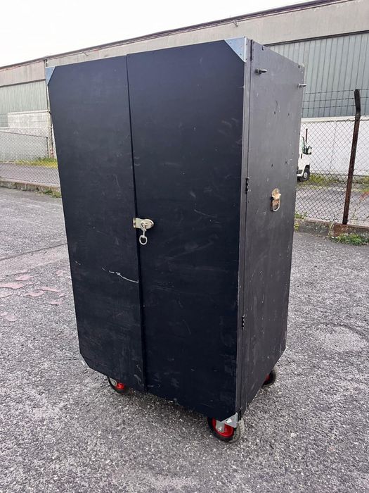 Paka Jeździecka w stanie cel.