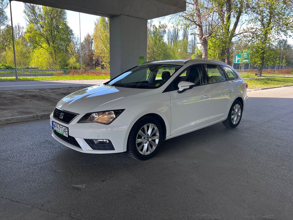 Seat Leon salon Polska FV23%
