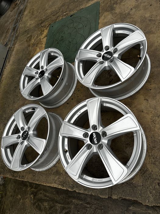 Диски R17 5/112 Volkswagen Golf Passat Audi A4 Octavia