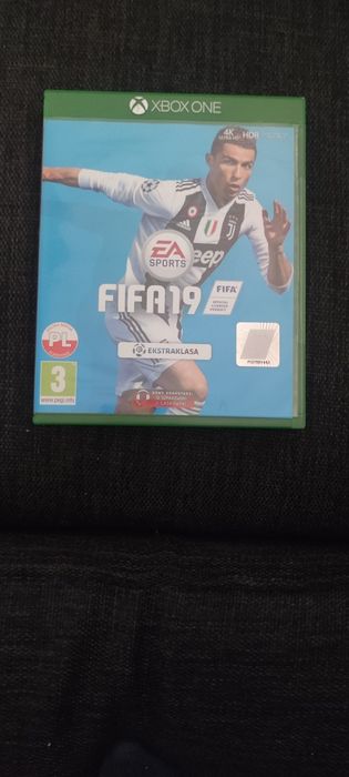 Sprzedam grę FIFA 19