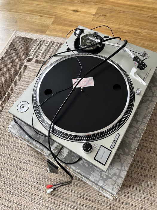 Technics 1200 mk5