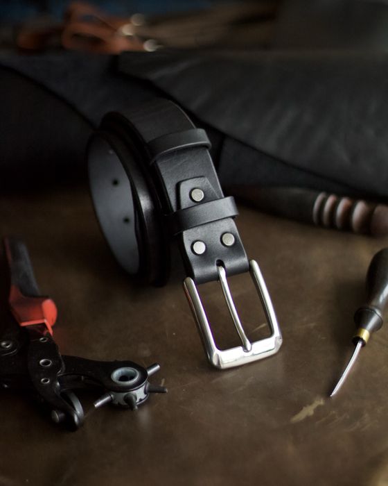 Шкіряний чоловічий ремінь для джинсів ручної роботи / ремень мужской