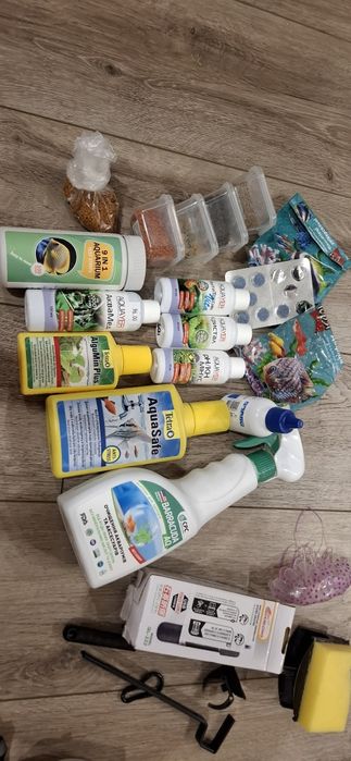 Аксесуари для акваріума одним лотом 700,0 грн