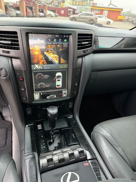 Продам авто Lexus LX570 F Sport