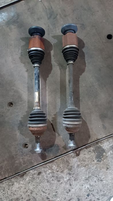 Піввісь права повний  привід 2020 tiguan allspace usa