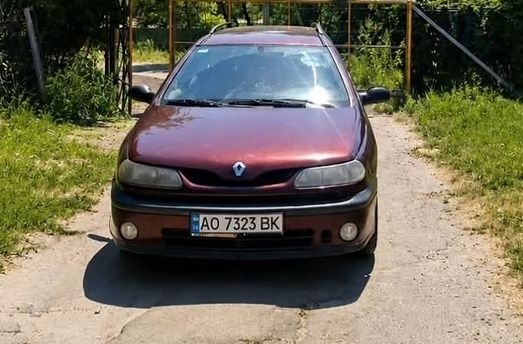 Авто Лагуна 1 універсал