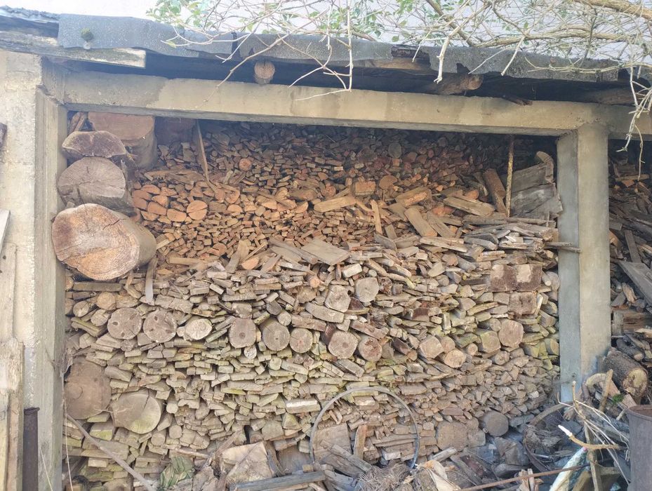 drewno opałowe porąbane