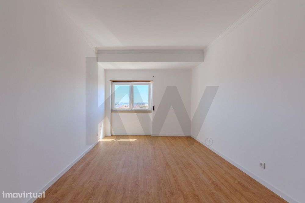 Arrendamento de T4 a Estrear após Renovação | 117 m2 | 5.º Andar | Vis