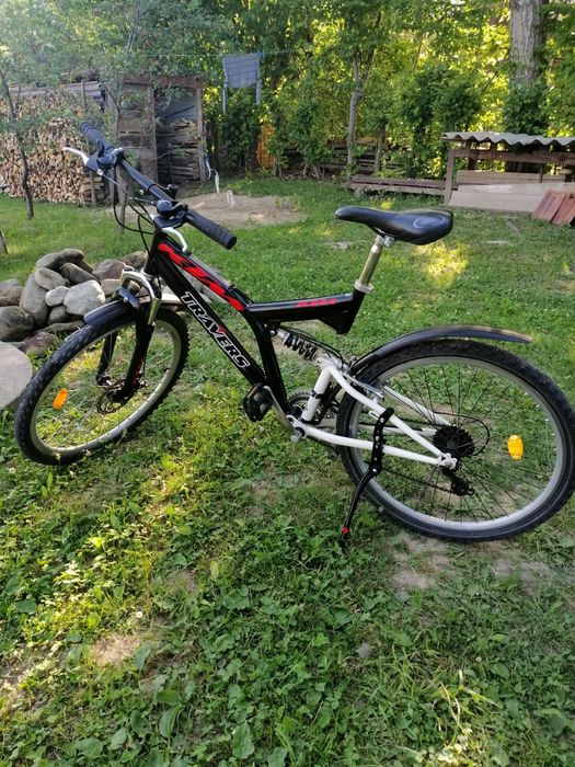 Спортивні гірські велосипеди