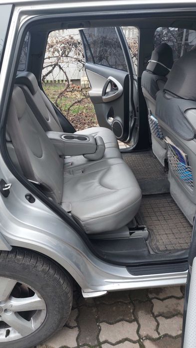 Toyota RAV - 4 лонг 2006 рік газ-бензин