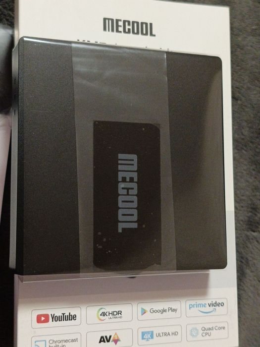 Смарт приставка Mecool KM7 2/16 GB
