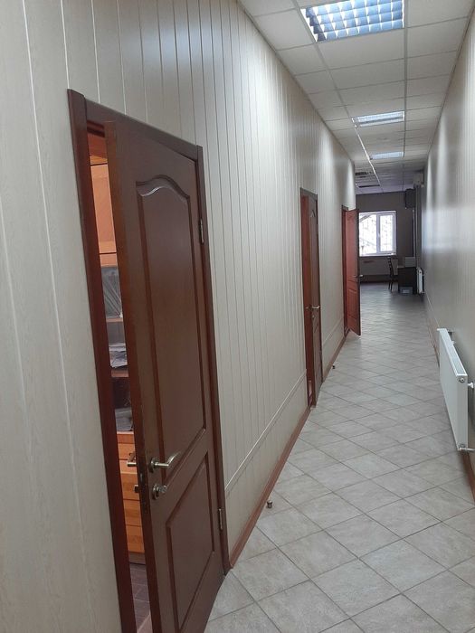 Продаж нежитлової будівлі в Новобавар р-ну  м.Вокзальна - 1832,2 кв.м.