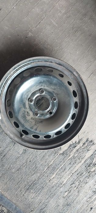 Felga stalowa Renault Megane 6.5x15  5x114.3x66 et43 szt4