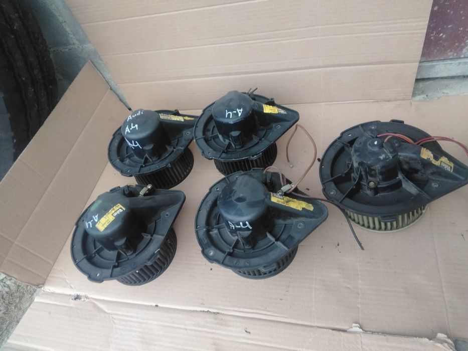 Моторчик пічки вентилятор печки Audi A 4 b5