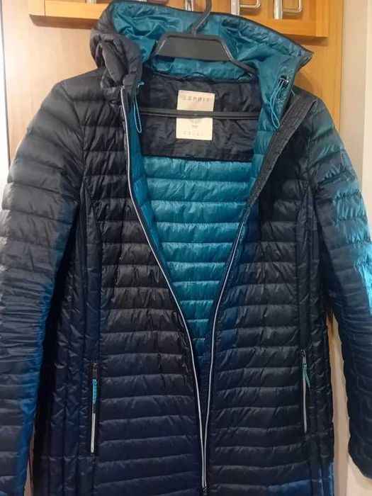 Elegancki lekki pikowany płaszcz Esprit