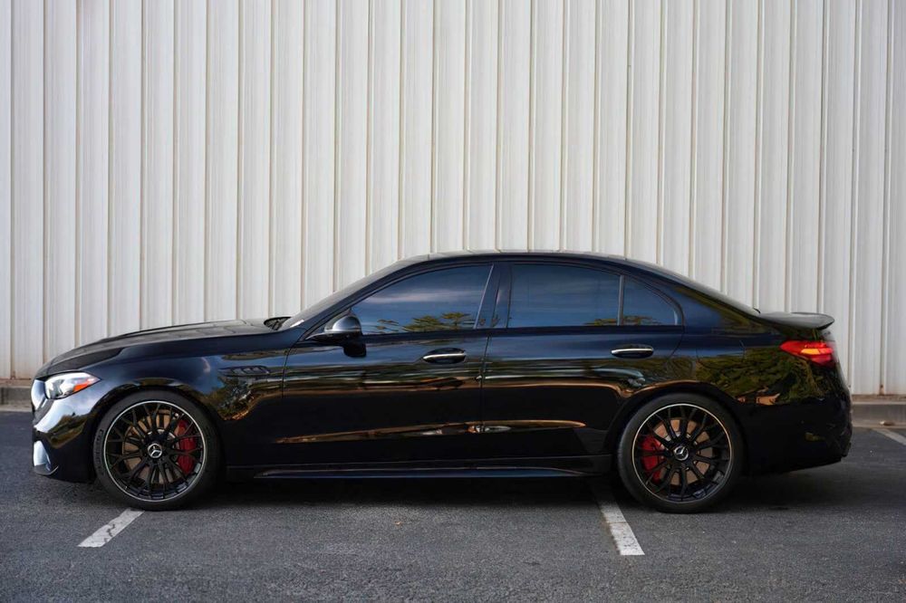Mercedes-Benz C-Class AMG C 63 S E Performance      2024