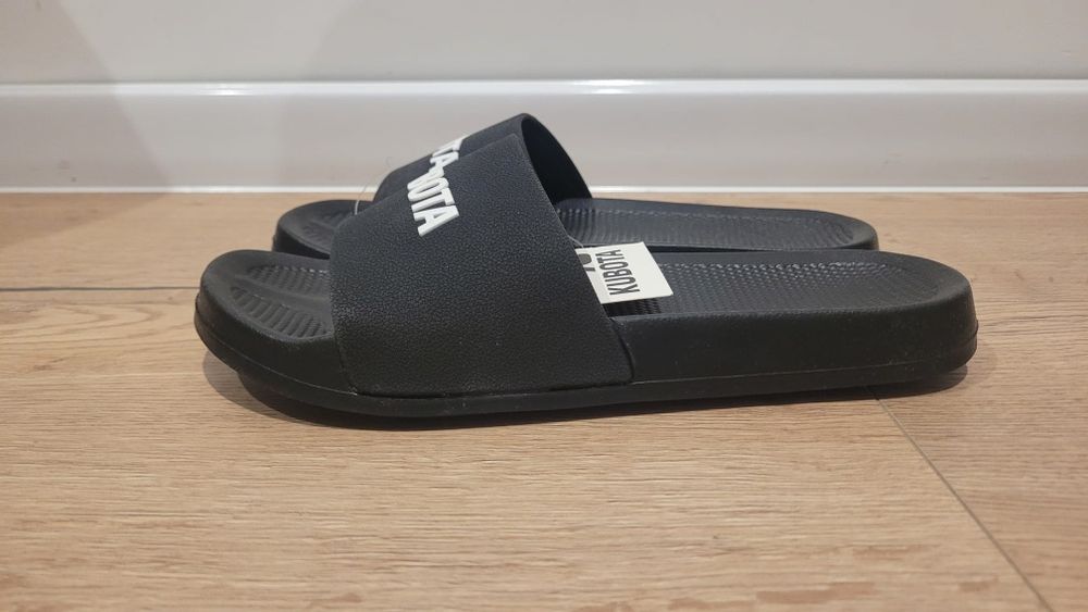 Klapki basenowe damskie Kubota 39