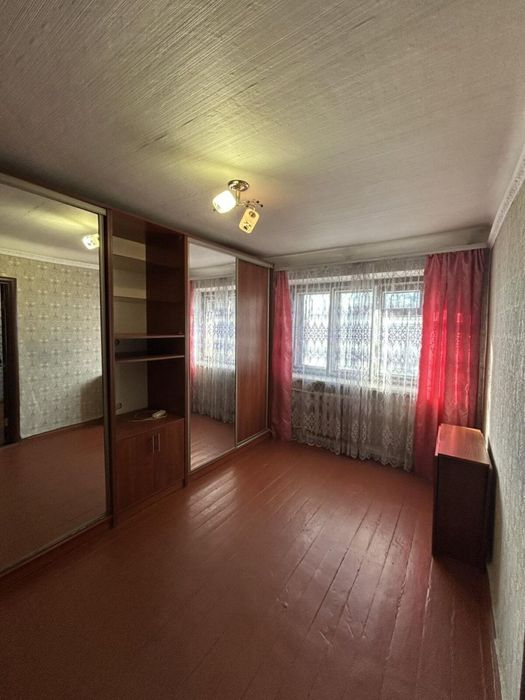 Продаж кімнати  гуртожиток Південно-Захід вул. Кам’янецька