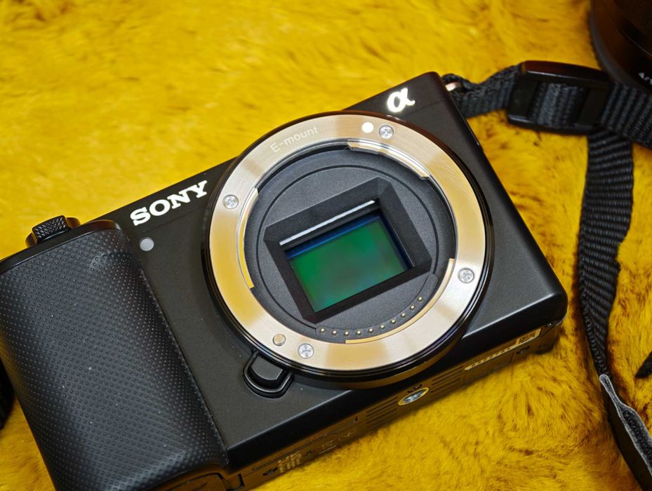 ‼️ІДЕАЛЬНИЙ СТАН, 41 кадр‼️ Комплект SONY ZV-E10 з об'єктивом 10-18мм f4 OSS