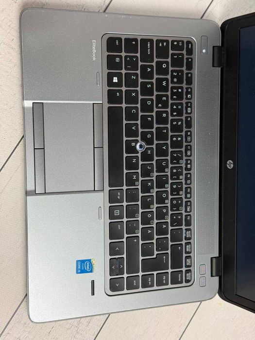 HP 840 G2 intel i5-5200 8ram ssd 120  14 дюймів