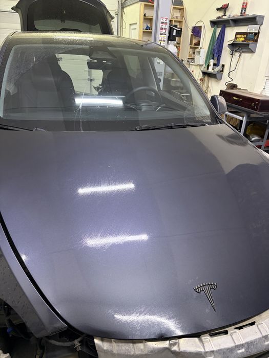 Tesla y 2024 капот pn01