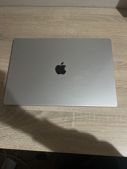 MacBook Pro M1 Pro 16" 16/512GB 91% 10/16 – sprawny, wada: matryca