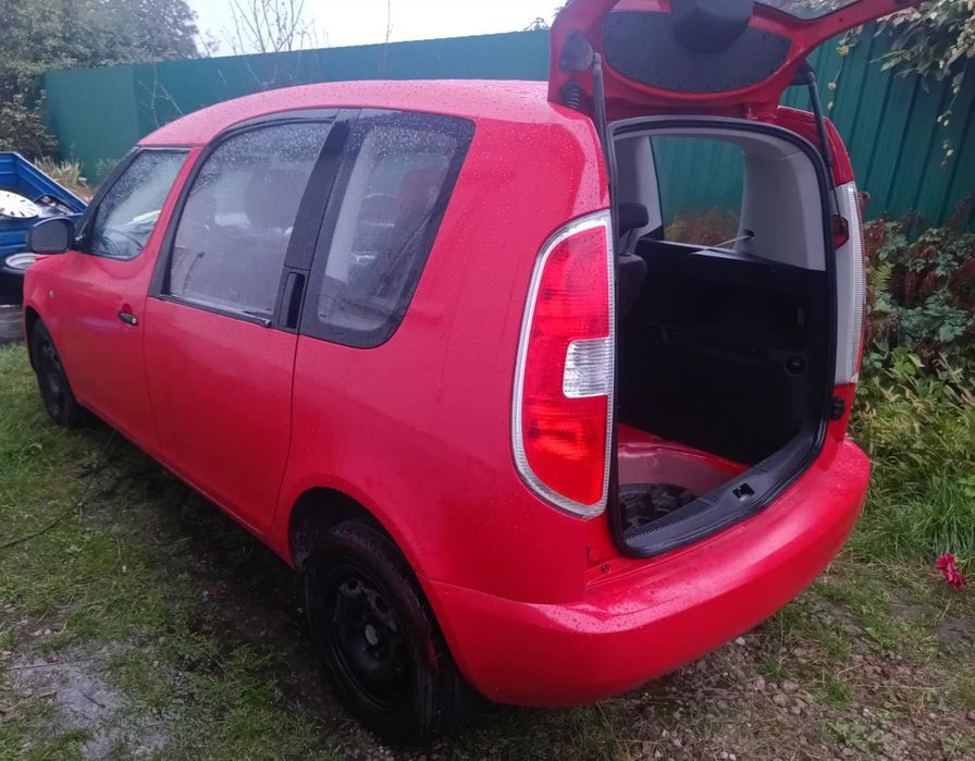 Продам Skoda Roomster