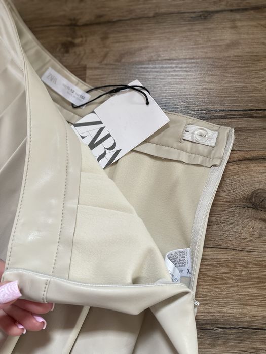 Zara спідниця