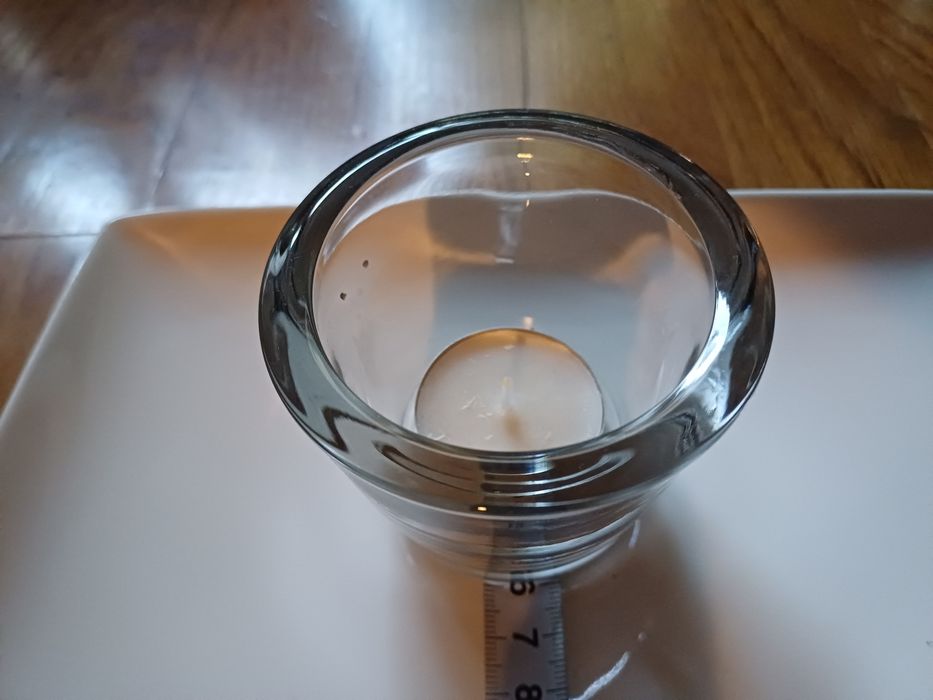 Dois porta-velas de vidro (como novos)