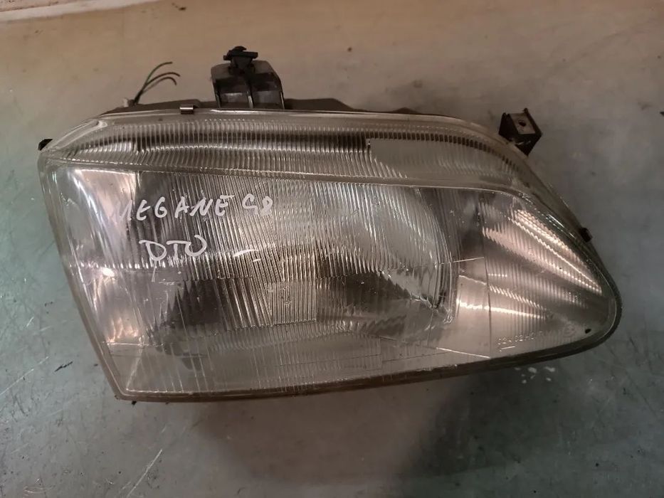 ÓTICA / FAROL RENAULT SCENIC / MEGANE 96-98 - ESQUERDO / DIREITO
