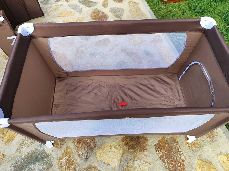 cama de viagem bebé com colchão (de viagem dobrável)