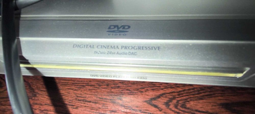 З HDMI, DVD/CD/MP3-плеєр"TOSHIBA"(США,2005,новий, є все, пульт) 777грн