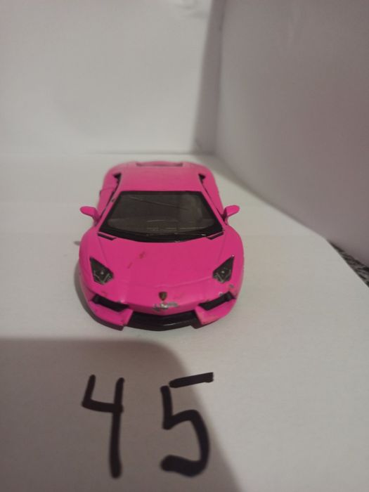 Машинки металеві