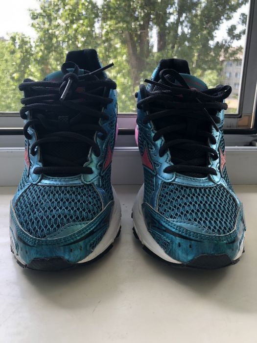 Кросовки mizuno