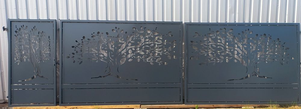 Wysoka brama 170cm szerokość 5m furtka 1m