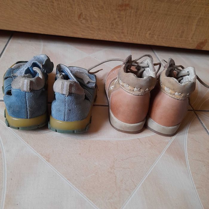 Używane buciki dla dziecka różne rozmiary