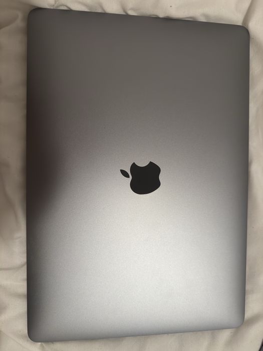 MacBook Pro 13” M2 2022 Impecável | Bateria 100% | Caixa