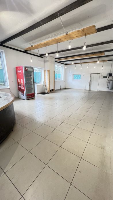 Оренда 70 м.2  1 поверх в Центрі міста