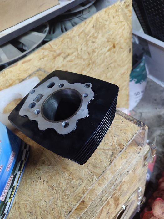 Циліндр на мото 250 кубів