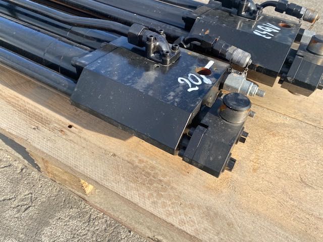 siłownik hydrauliczny podwójny nowy do dźwigu hab hds