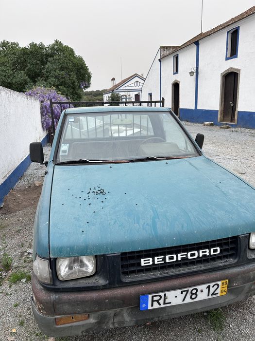 Pickup Bedford brava - motor Izusu