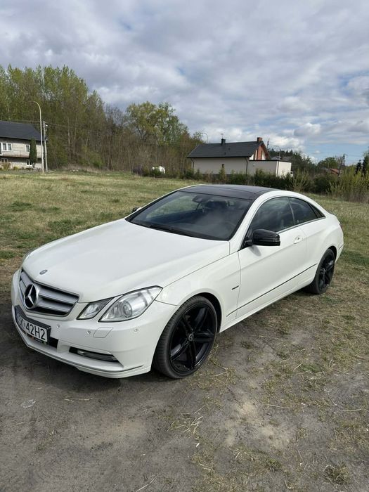 Mercedes-Benz Klasa E Super stan