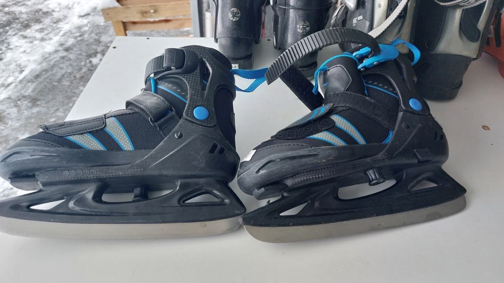 Łyżwy regulowane  33 do 37 rozmiar